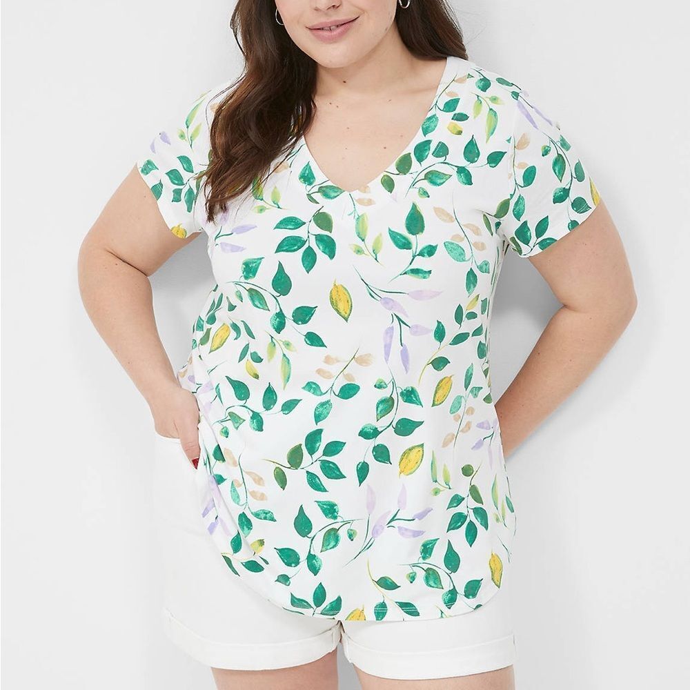 Lane Bryant Short Sleeve V-Neck Top size 14/16 - Picture 1 of 6
